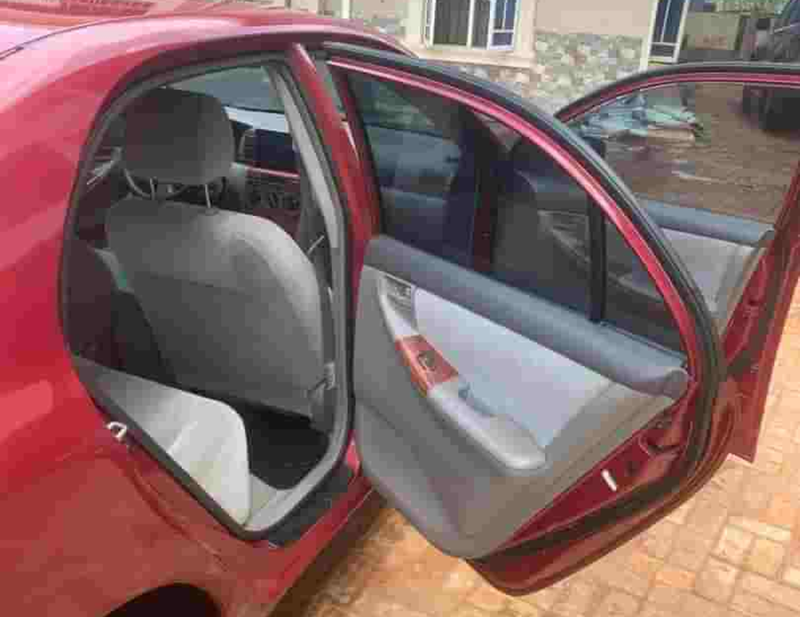 Thumbnail 5 of 2005 Toyota Corolla LE